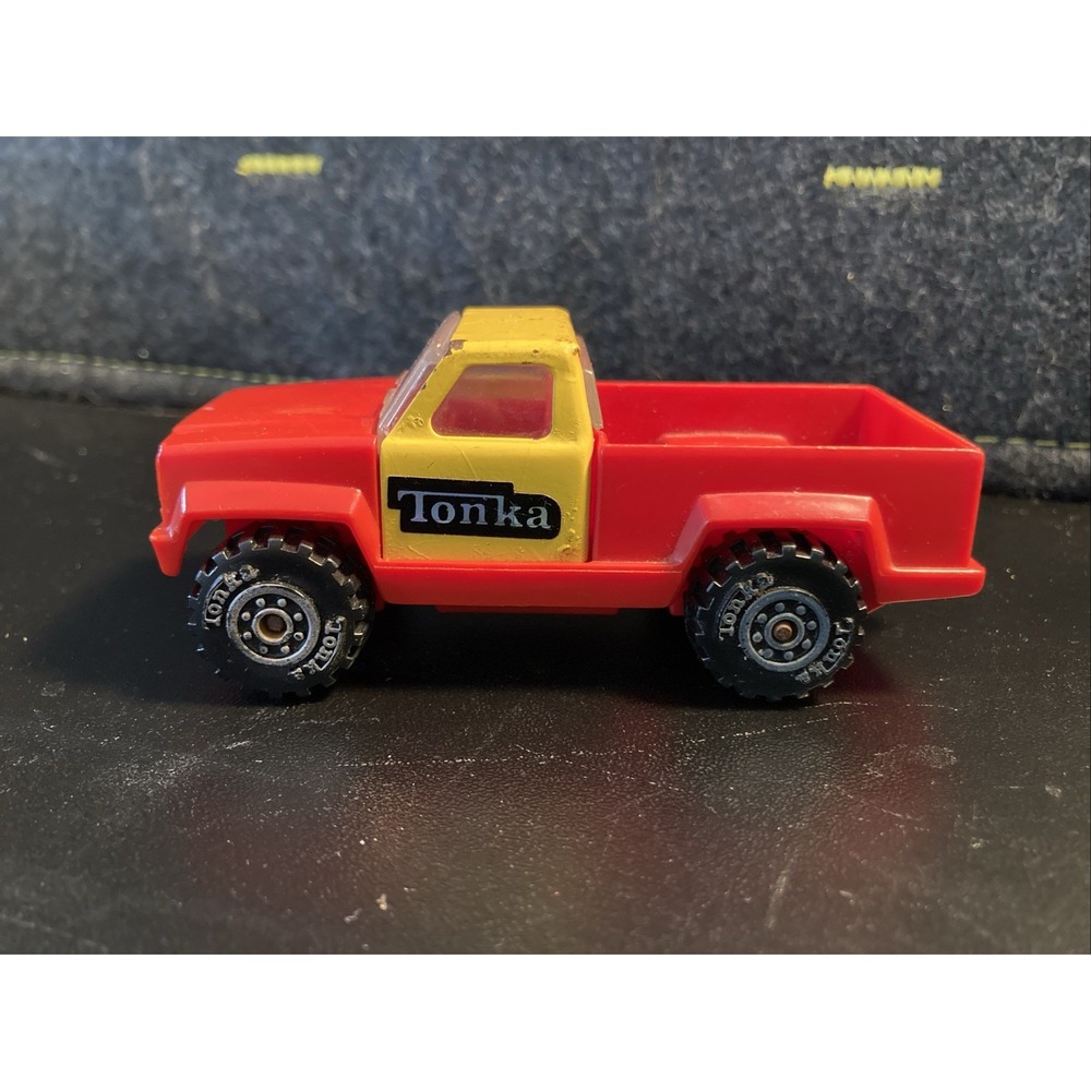 Tonka Corp. 1978 - Pickup Truck - Metal-Yellow;‎ Plastic-Red / Black 3.75"
